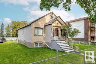 Photo 3: 10815 92 Street in Edmonton: Zone 13 House for sale : MLS®# E4379442