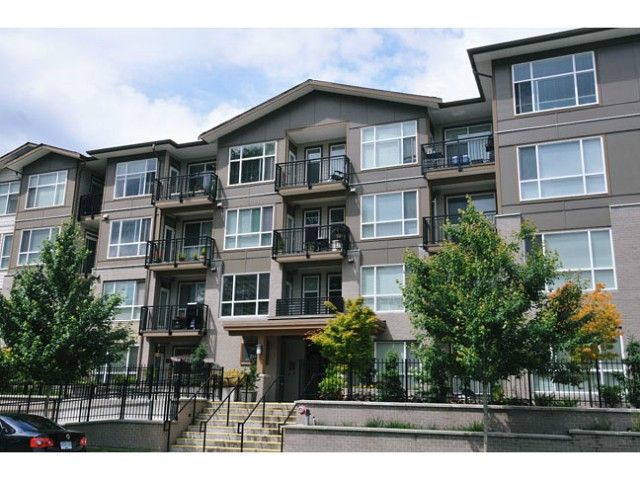 Main Photo: 201 2343 ATKINS Avenue in Port Coquitlam: Central Pt Coquitlam Condo for sale in "PEARL" : MLS®# V1070597