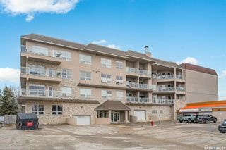 Main Photo: 104 227 Pinehouse Drive in Saskatoon: Lawson Heights Residential for sale : MLS®# SK969134