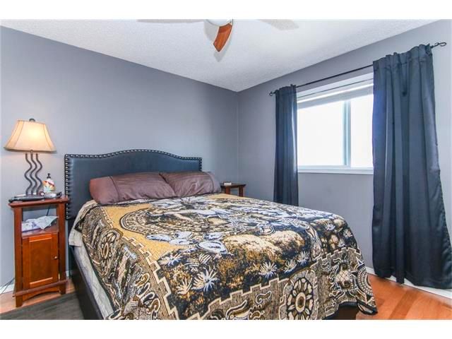 Photo 11: Photos: 208 MT ABERDEEN Circle SE in Calgary: McKenzie Lake House for sale : MLS®# C4067845