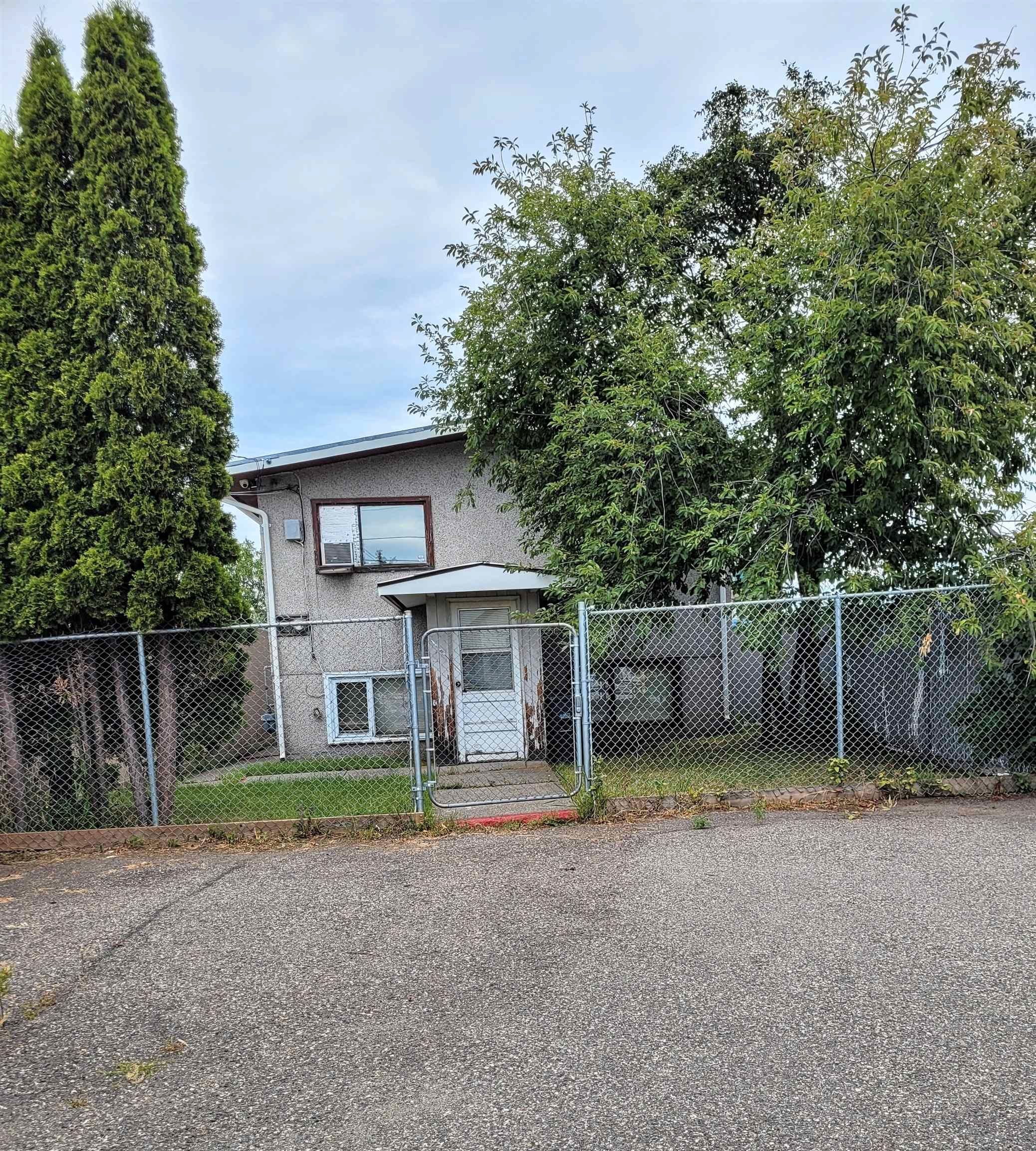 Main Photo: 1543 9TH Avenue in Prince George: Downtown PG House for sale in "DOWNTOWN PG" (PG City Central)  : MLS®# R2714838