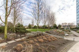 Photo 24: 902-2225 Holdom Ave in Burnaby: Condo for sale (Burnaby North)  : MLS®# R2463125