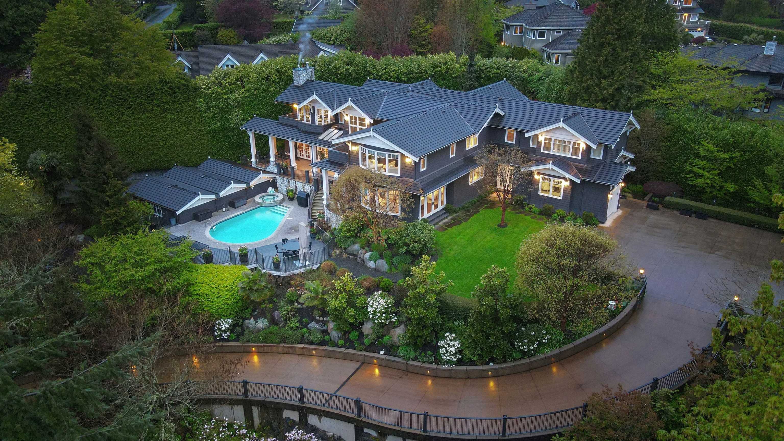 Main Photo: 4831 WATER Lane in West Vancouver: Olde Caulfeild House for sale : MLS®# R2762605