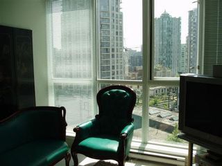 Photo 2: #807  1199 Seymour: Condo for sale (Downtown VW)  : MLS®# V534367