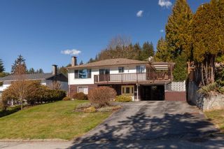 Photo 1: 2934 DRESDEN Way in North Vancouver: Blueridge NV House for sale : MLS®# R2763174