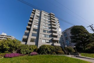 Photo 2: 801 1341 CLYDE Avenue in West Vancouver: Ambleside Condo for sale : MLS®# R2762429