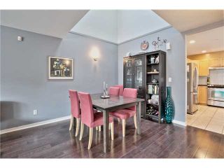 Photo 4: 520 ST GEORGES Avenue in North Vancouver: Lower Lonsdale Townhouse for sale in "STREAMLINE PLACE" : MLS®# V1067178