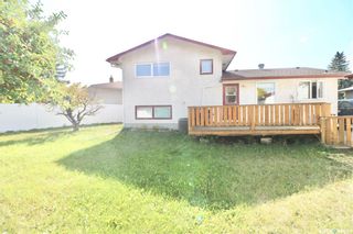 Photo 17: 123 Bastedo Crescent in Regina: Normanview West Residential for sale : MLS®# SK945439