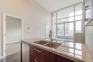 Photo 9: 203 1708 COLUMBIA Street in Vancouver: False Creek Condo for sale in "WALL CENTRE FALSE CREEK" (Vancouver West)  : MLS®# R2672438