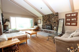 Photo 10: 526 Lakeshore Drive in Chase: Shuswap Beach Estates House for sale : MLS®# 10086435