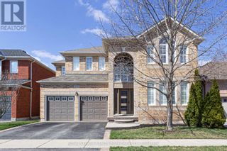 Photo 1: 2256 LAPSLEY CRES in Oakville: House for sale : MLS®# W8271348