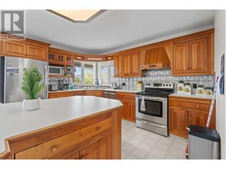 Photo 10: 5320 Burton Road Westmount: Okanagan Shuswap Real Estate Listing: MLS®# 10312943