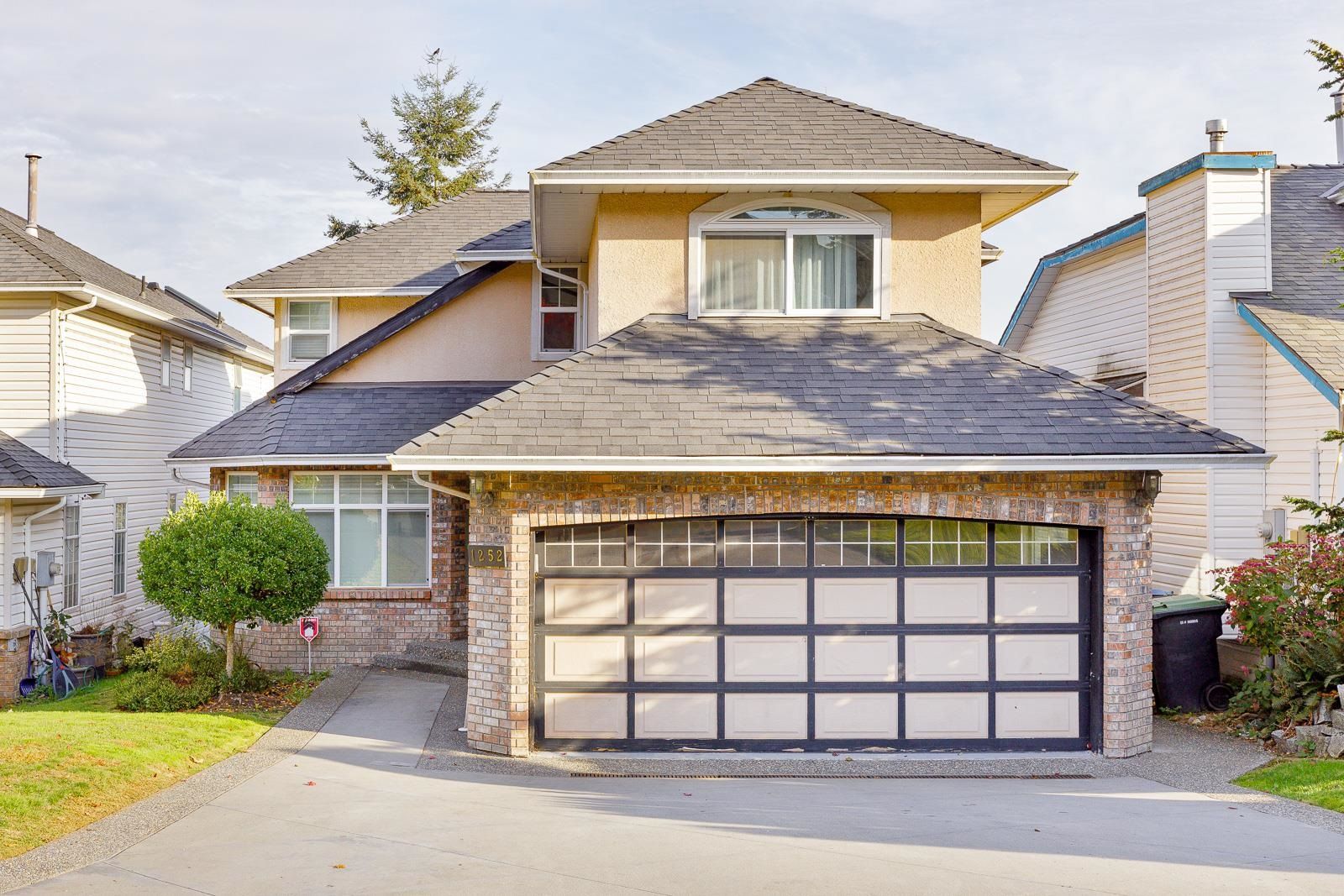Main Photo: 1252 GATEWAY Place in Port Coquitlam: Citadel PQ House for sale in "CITADEL HEIGHTS" : MLS®# R2829138