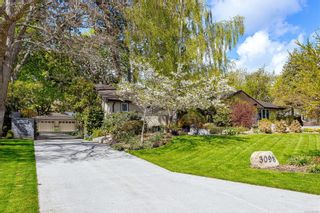 Main Photo: 3098 Midland Rd in Oak Bay: OB Uplands House for sale : MLS®# 960569