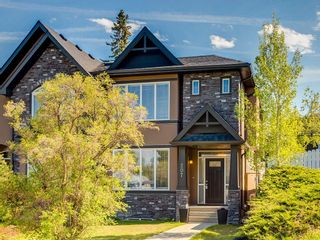 Main Photo: 207 25 Avenue NW in Calgary: Tuxedo Park House for sale : MLS®# C4185003