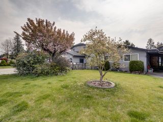 Photo 3: 32956 WHIDDEN Avenue in Mission: Mission BC House for sale : MLS®# R2777784