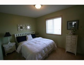 Photo 15: 58 ROYAL OAK Cove NW in CALGARY: Royal Oak Residential Detached Single Family for sale (Calgary)  : MLS®# C3376305