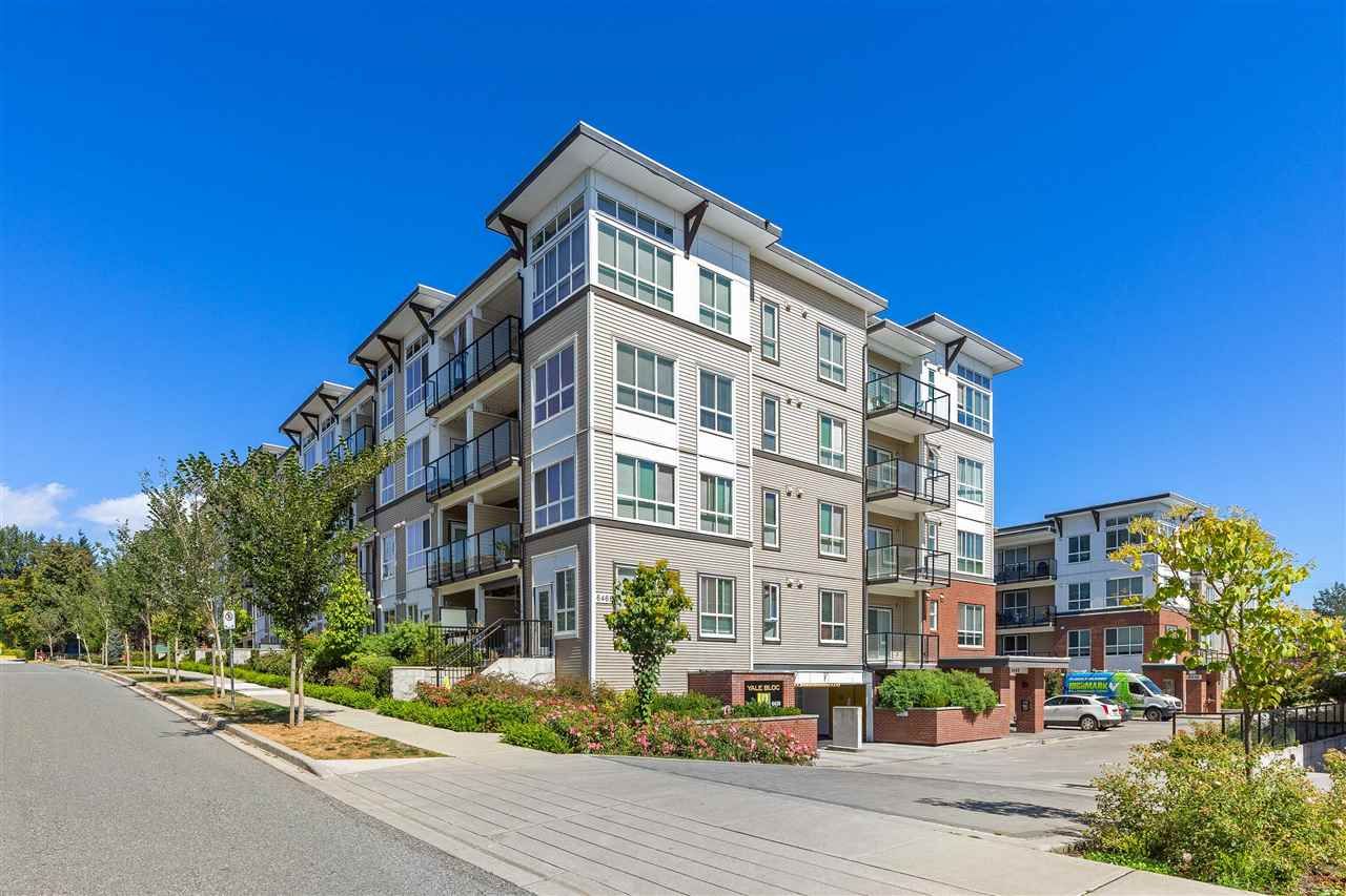 Main Photo: 412 6468 195A Street in Surrey: Clayton Condo for sale in "YALE BLOC" (Cloverdale)  : MLS®# R2492582
