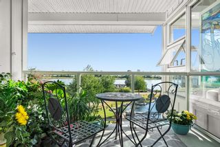 Photo 17: 404 4600 WESTWATER Drive in Richmond: Steveston South Condo for sale in "Coppersky East" : MLS®# R2720091