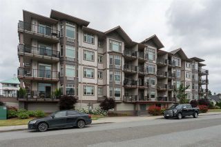 Photo 1: 405 46021 SECOND Avenue in Chilliwack: Chilliwack E Young-Yale Condo for sale : MLS®# R2177671