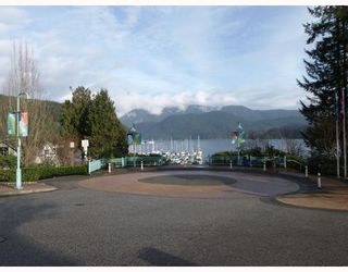 Photo 10: 205 4323 GALLANT Avenue in North Vancouver: Deep Cove Condo for sale : MLS®# V804910