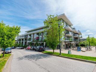 Main Photo: 208 28 E ROYAL Avenue in New Westminster: Fraserview NW Condo for sale in "THE ROYAL" : MLS®# R2885814