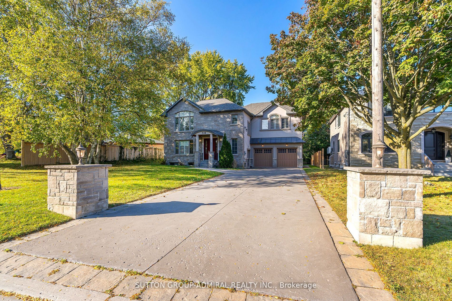 Main Photo: 6 Duncombe Boulevard in Toronto: Scarborough Village House (2-Storey) for sale (Toronto E08)  : MLS®# E7301082