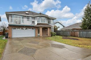 Photo 1: 19034 DOERKSEN Drive in Pitt Meadows: Central Meadows House for sale : MLS®# R2667184