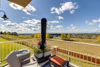 Photo 17: 9 133 Rockyledge View NW in Calgary: Rocky Ridge Row/Townhouse for sale : MLS®# A2002655