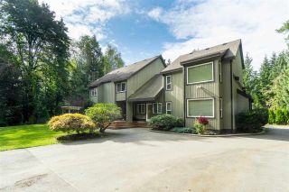 Photo 2: 24466 48 Avenue in Langley: Salmon River House for sale in "Salmon River" : MLS®# R2574547