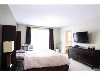 Photo 11: 113 Hill Grove Point in Winnipeg: Bridgwater Forest Residential for sale (1R)  : MLS®# 1701795