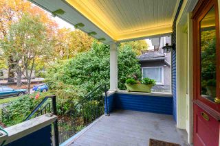 Photo 2: 1362 E 10TH Avenue in Vancouver: Grandview VE House for sale in "COMMERCIAL DRIVE" (Vancouver East)  : MLS®# R2215470