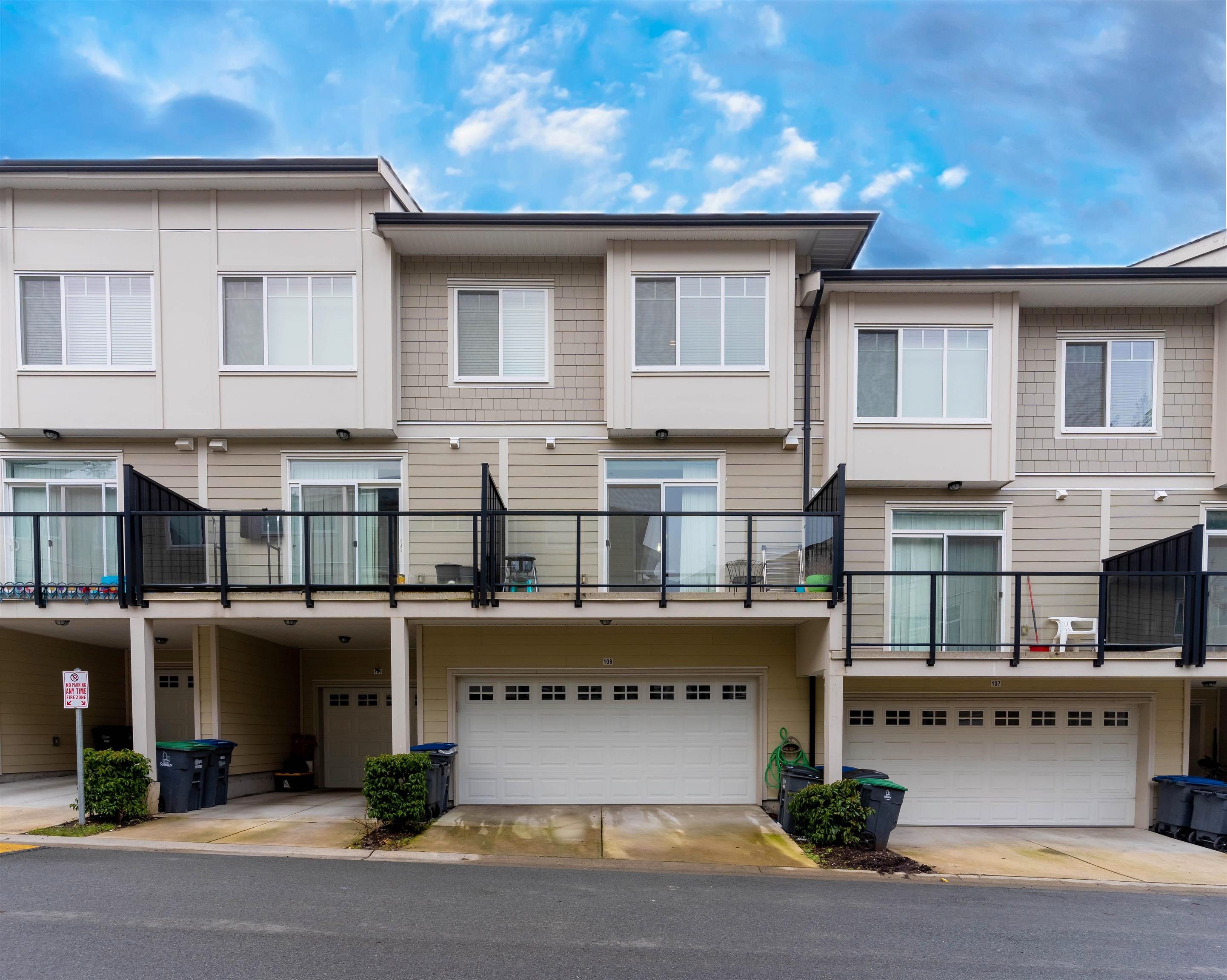 Main Photo: 108 13670 62 Avenue in Surrey: Sullivan Station Townhouse for sale : MLS®# R2645021