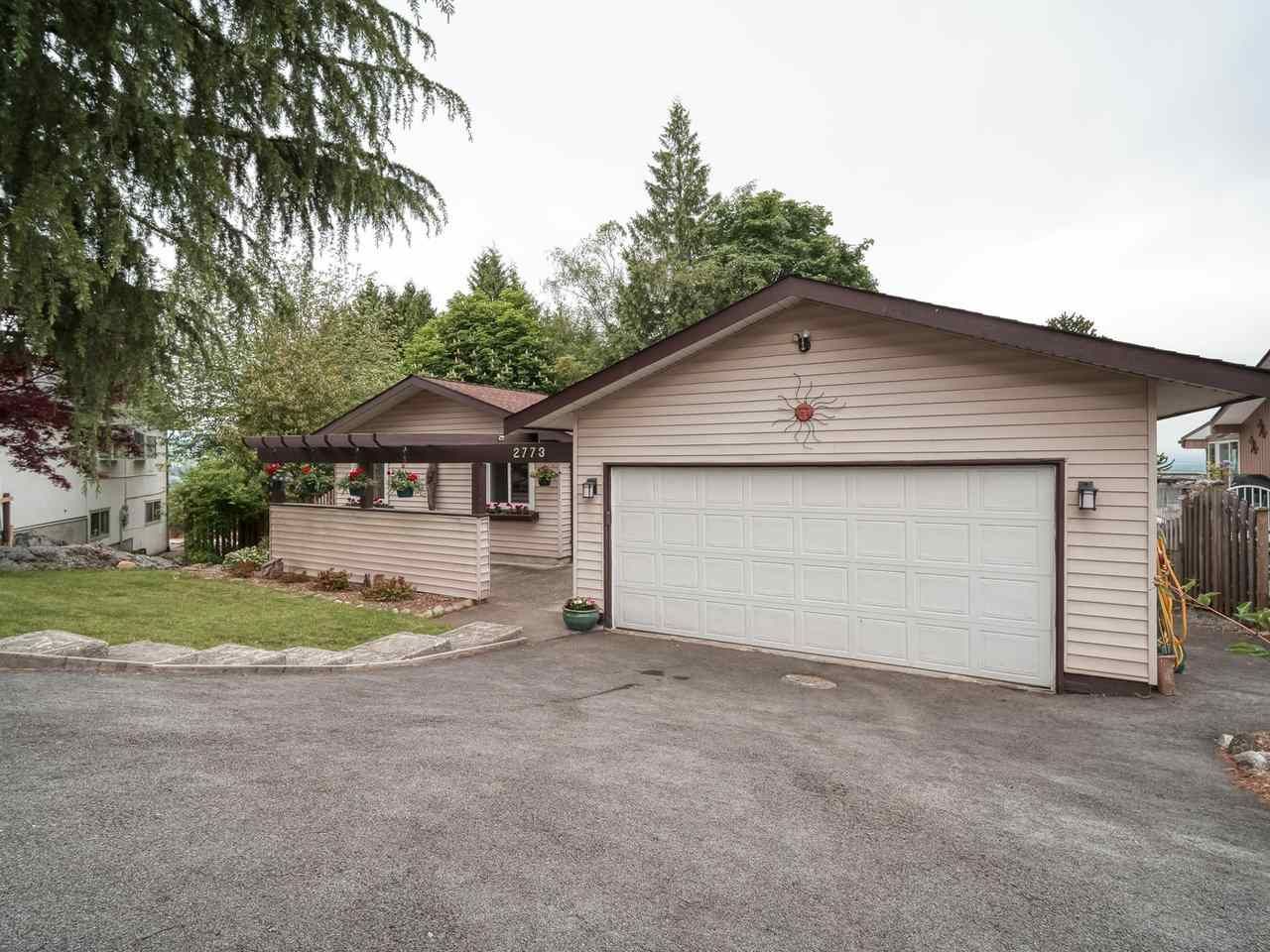 Main Photo: 2773 DAYBREAK Avenue in Coquitlam: Ranch Park House for sale : MLS®# R2457912