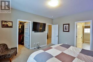 Photo 19: 11 Canyon Meadows Bend W in Lethbridge: House for sale : MLS®# A2076078