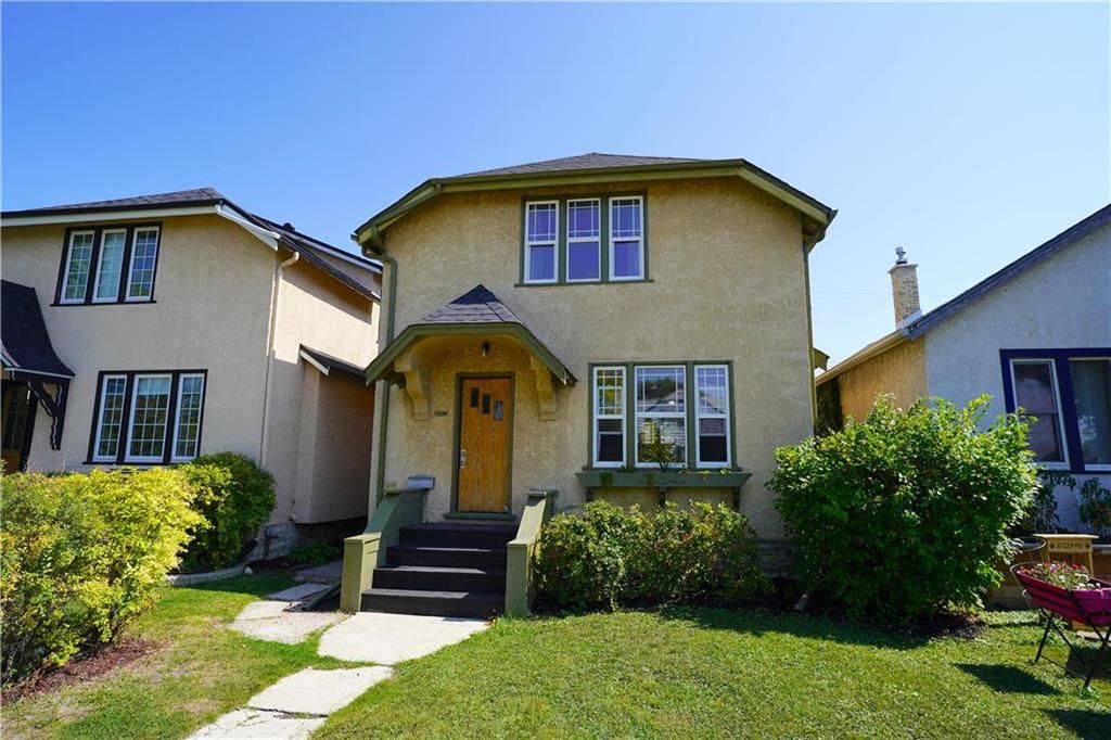 Main Photo: 673 Sherburn Street in Winnipeg: Sargent Park Residential for sale (5C)  : MLS®# 202324551