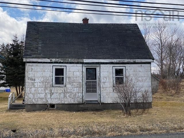 Main Photo: 7189 Highway 207 in West Chezzetcook: 31-Lawrencetown, Lake Echo, Port Residential for sale (Halifax-Dartmouth)  : MLS®# 202204539
