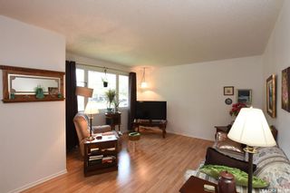 Photo 3: 103 Magee Crescent in Regina: Argyle Park Residential for sale : MLS®# SK786525