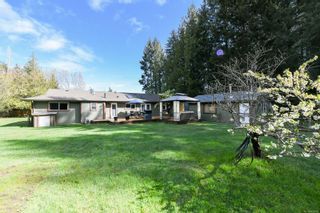Photo 2: 1787 E Ryan Rd in Comox: CV Comox Peninsula House for sale (Comox Valley)  : MLS®# 959987
