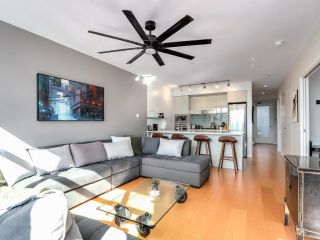 Photo 7: 404 71 E PENDER Street in Vancouver: Downtown VE Condo for sale in "EAST" (Vancouver East)  : MLS®# R2874521