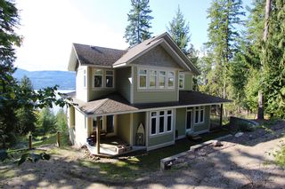 Photo 3: 7524 Stampede Trail: Anglemont House for sale (North Shuswap)  : MLS®# 10192018