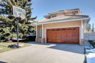 Main Photo: 116 Shawnee Gardens SW in Calgary: Shawnee Slopes Detached for sale : MLS®# A2049384