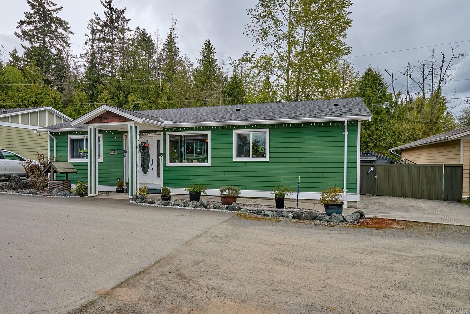 Main Photo: 16 1749 Whibley Rd in Errington: PQ Errington/Coombs/Hilliers Manufactured Home for sale (Parksville/Qualicum)  : MLS®# 902502