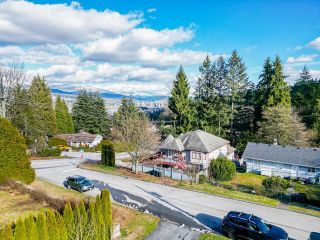 Photo 21: 941 TUXEDO Drive in Port Moody: College Park PM House for sale : MLS®# R2857701