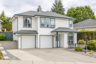Photo 1: 8172 DOROTHEA Court in Mission: Mission BC House for sale in "Hillside" : MLS®# R2708444