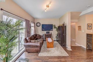 Photo 10: 111 2889 Carlow Rd in VICTORIA: La Langford Proper Row/Townhouse for sale (Langford)  : MLS®# 787688