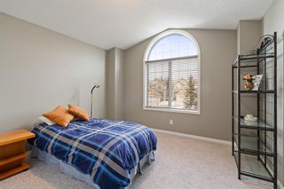 Photo 15: 37 Discovery Heights SW in Calgary: Discovery Ridge Row/Townhouse for sale : MLS®# A2024647