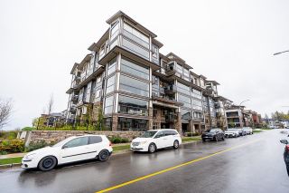 Photo 3: 310 20325 85 Avenue in Langley: Willoughby Heights Condo for sale in "YORKSON PARK CENTRAL" : MLS®# R2873389