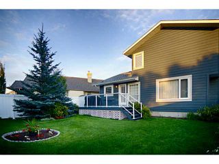 Photo 3: 228 CITADEL PASS Court NW in CALGARY: Citadel Residential Detached Single Family for sale (Calgary)  : MLS®# C3634589