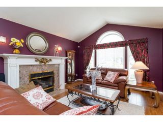 Photo 3: 8541 143 Street in Surrey: Bear Creek Green Timbers House for sale : MLS®# R2082102